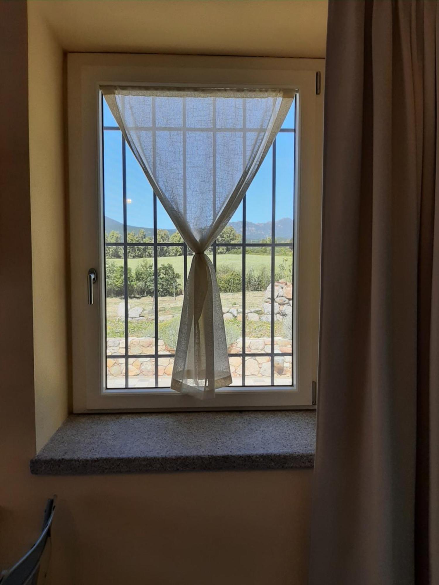Casale Diletta Bed & Breakfast Castiadas Exterior photo